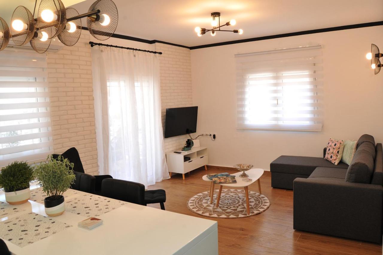 Vintage Apartment Helios Kalambaka Bagian luar foto